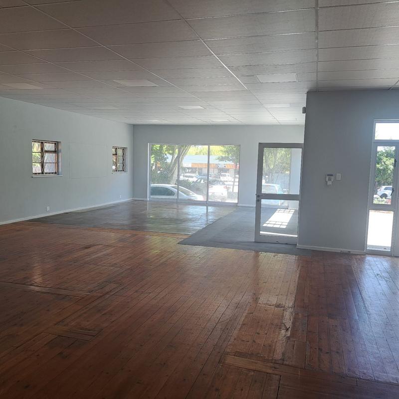 To Let commercial Property for Rent in Walmer Eastern Cape